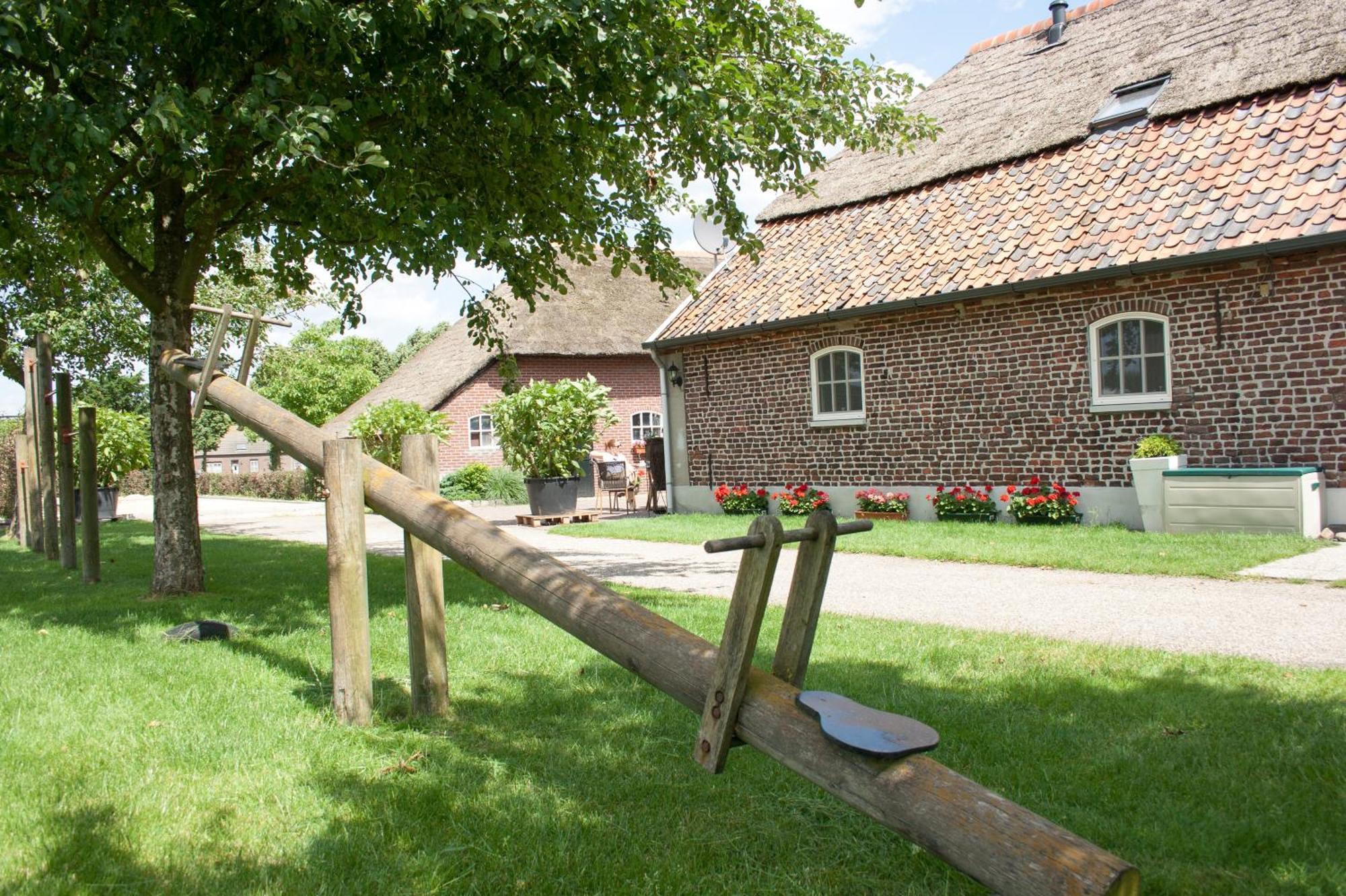 De Martiene Plats - Bed & Breakfast Merselo ภายนอก รูปภาพ