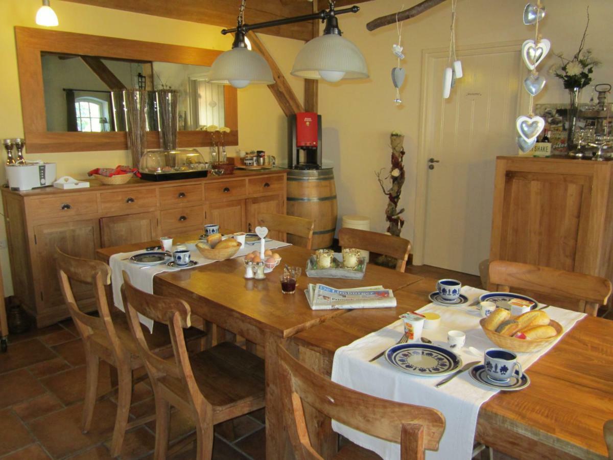 De Martiene Plats - Bed & Breakfast Merselo ภายนอก รูปภาพ